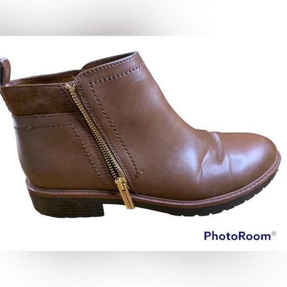 Tommy Hilfiger Brown Boots, Women’s size 9 1/2, - Picture 3 of 9